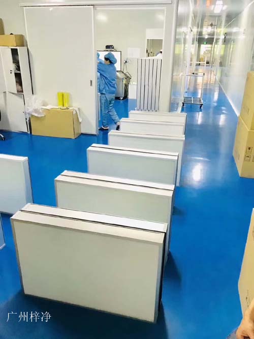 ULPA級超高效空氣過濾器生產(chǎn)檢測車間 ULPA級超高效空氣過濾器生產(chǎn)檢測車間