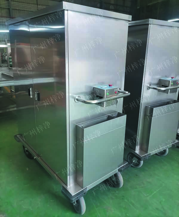 密閉式滅菌器械物品電動轉(zhuǎn)運車有單面雙開門,單側(cè)門可旋轉(zhuǎn)角度≥220°度開啟設(shè)計,裝卸物品更方便; 密閉式滅菌器械物品電動轉(zhuǎn)運車有單面雙開門,單側(cè)門可旋轉(zhuǎn)角度≥220°度開啟設(shè)計,裝卸物品更方便;