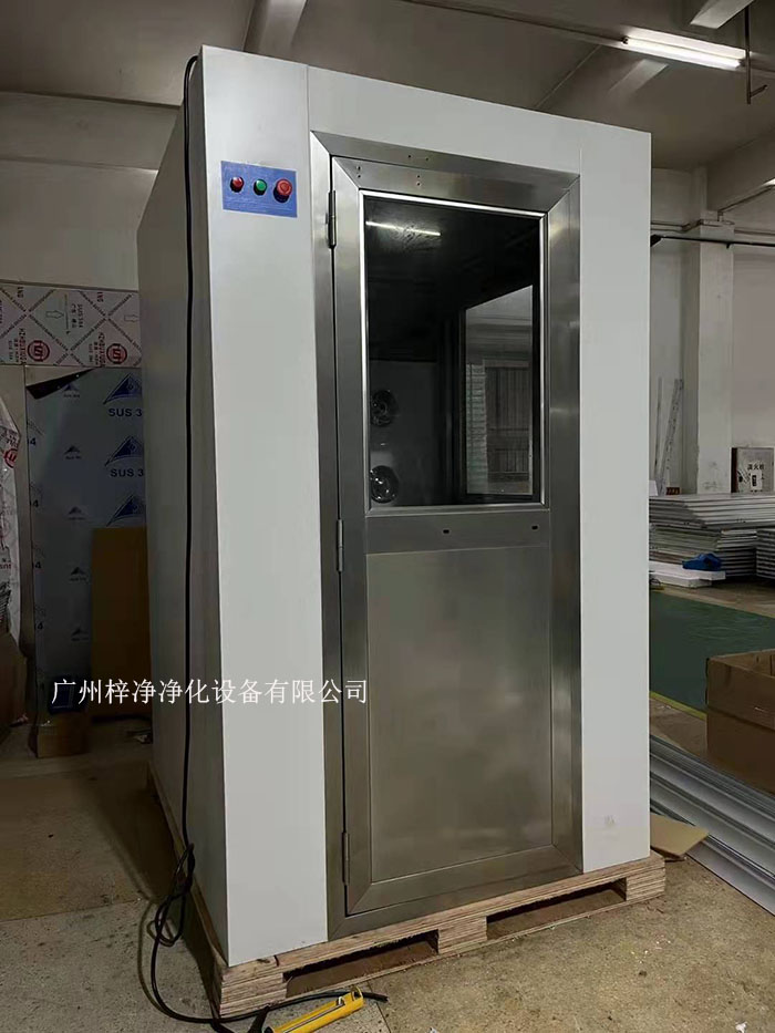 風淋室如何運輸與儲存?