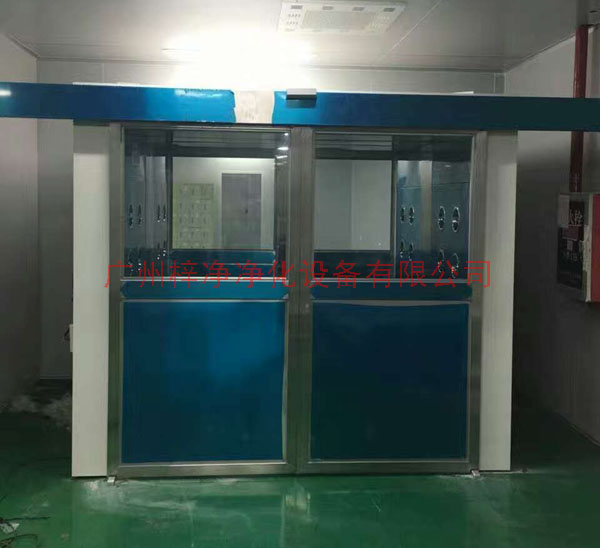 自動平開門風淋室產(chǎn)品特點